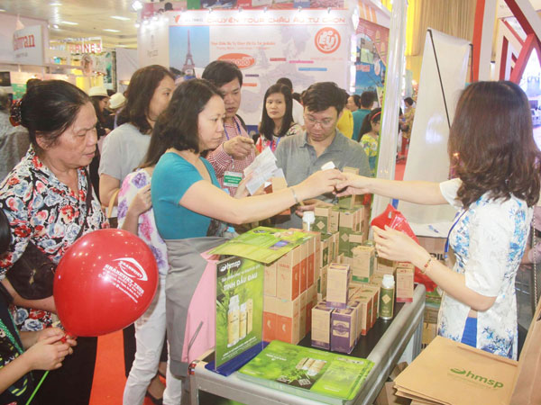 Công ty Cổ phần Dược HMSP Việt Nam tham dự Hội chợ VITM 2017